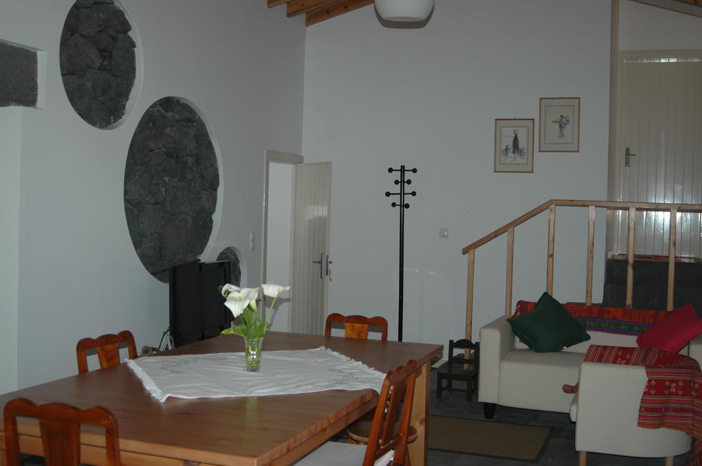 Casas Alto Da Bonanca Guest House Sao Roque do Pico Ruang foto