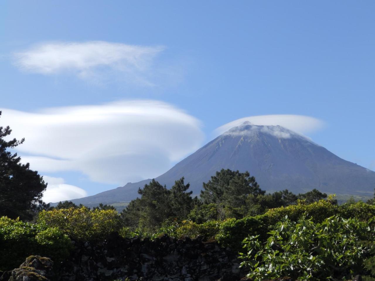 Casas Alto Da Bonanca Guest House Sao Roque do Pico Bagian luar foto